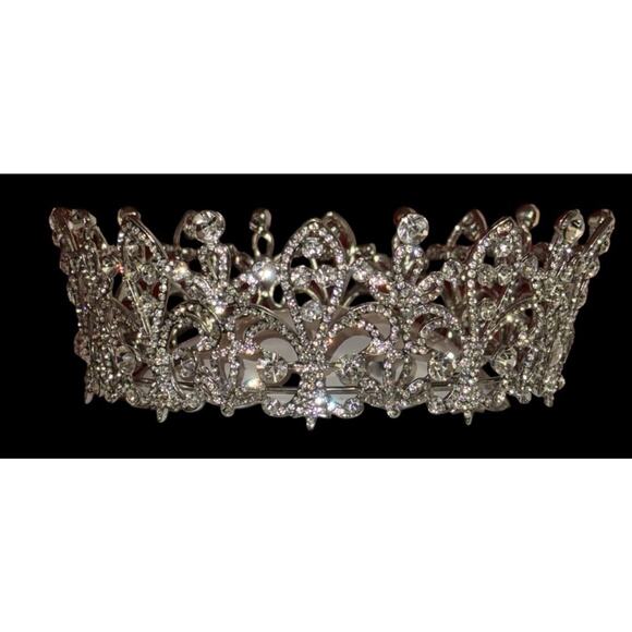 Elegant 20 Point Glass Crystals & Silver Crown 5.5” W x 2” H, Quality main image 7